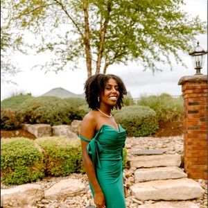 Meet your Posher, Lydia